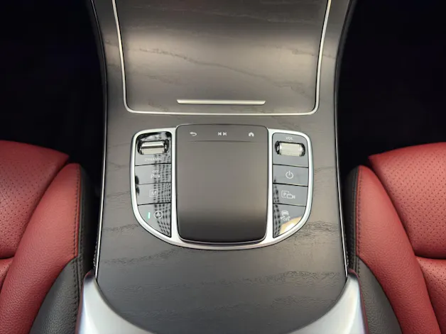 Mercedes-Benz GLC 200 AMG Line 4Matic 9G-Tronic