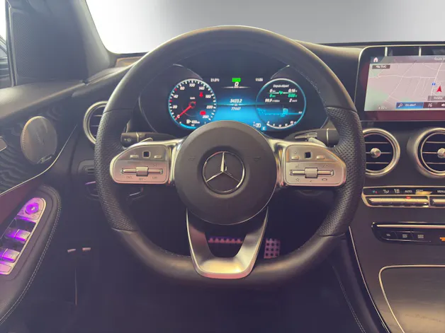 Mercedes-Benz GLC 200 AMG Line 4Matic 9G-Tronic