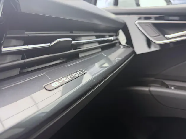 Audi Q4 e-tron 45 Attraction quattro
