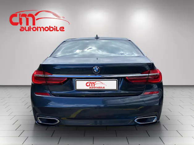 BMW 750d xDrive Steptronic