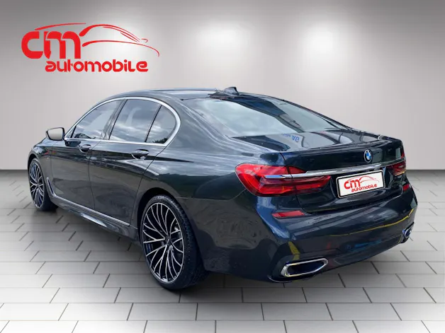 BMW 750d xDrive Steptronic