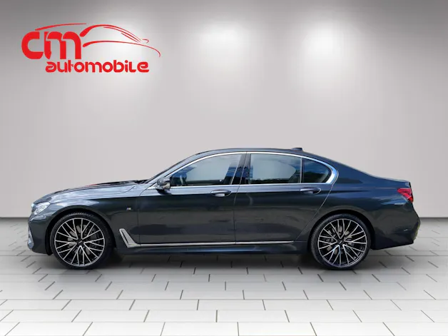 BMW 750d xDrive Steptronic