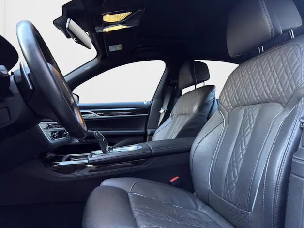 BMW 750d xDrive Steptronic