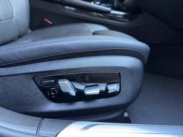 BMW 750d xDrive Steptronic