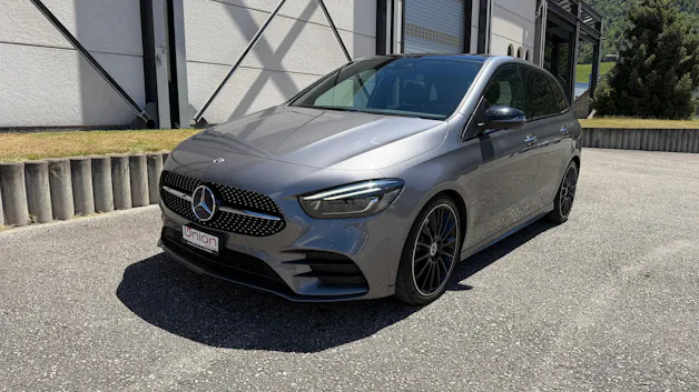 Mercedes-Benz B 220 4Matic AMG Line 7G-DCT