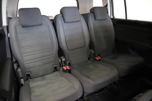 VW Touran 1.4 TSI BMT High