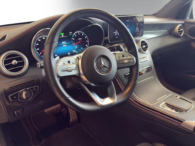 Mercedes-Benz GLC 200 AMG Line 4Matic 9G-Tronic