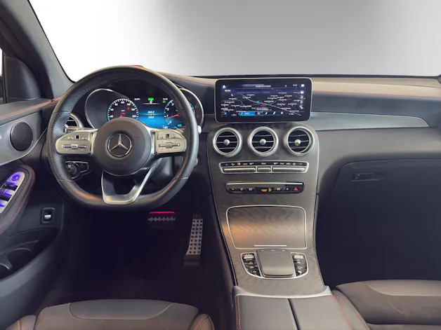 Mercedes-Benz GLC 200 AMG Line 4Matic 9G-Tronic