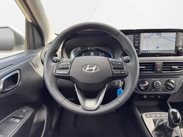 Hyundai i10 1.2 Amplia Aut.