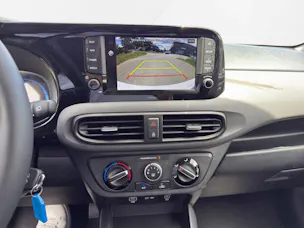 Hyundai i10 1.2 Amplia Aut.