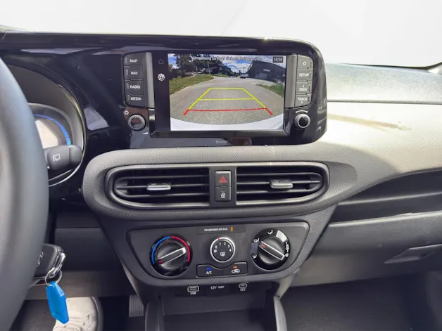 Hyundai i10 1.2 Amplia Aut.