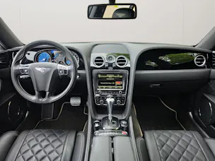 Bentley Flying Spur 4.0 S