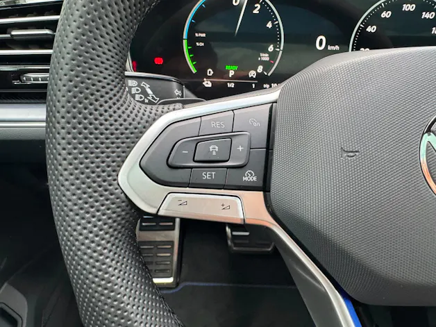 VW Touareg 3.0 TSI eHybrid R Final Edition Tiptronic