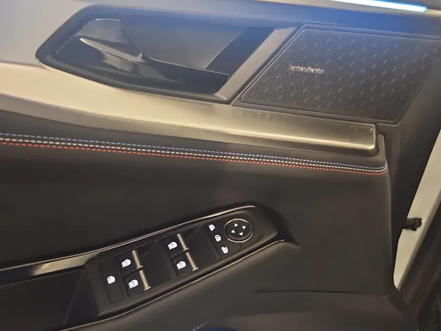 Renault Rafale 1.2 E-Tech Plug-in Hybrid 300 4x4 Atelier Alpine
