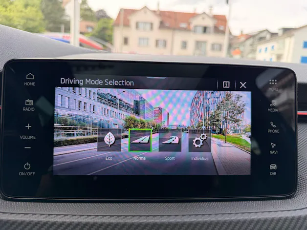 Škoda Kamiq Monte Carlo *** 5 JAHRE SKODA WERKSGARANTIE ***