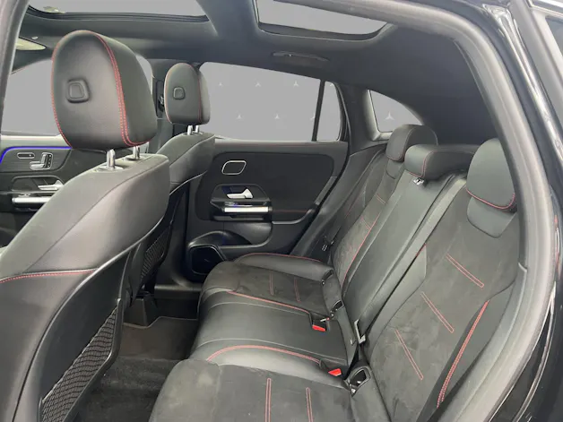 Mercedes-Benz GLA 250 4Matic AMG Line 8G-DCT