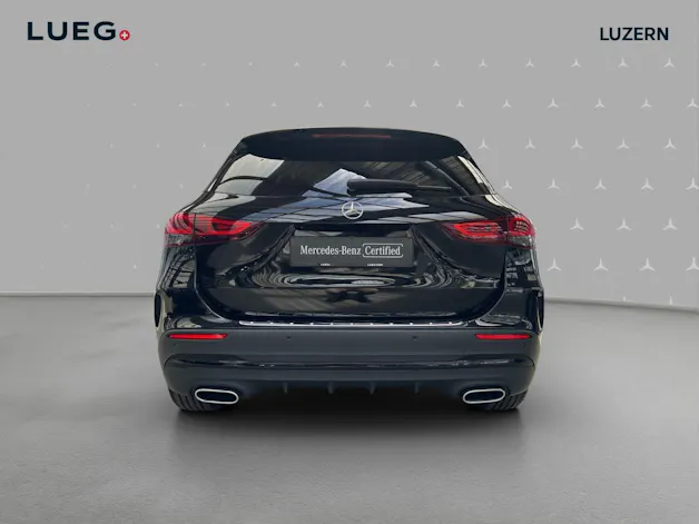 Mercedes-Benz GLA 250 4Matic AMG Line 8G-DCT