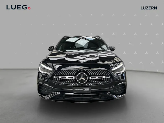 Mercedes-Benz GLA 250 4Matic AMG Line 8G-DCT