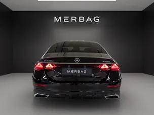 Mercedes-Benz E 220 d 4Matic 9G-Tronic