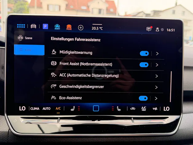 VW Golf 2.0 TSI 333 PS 4MOTION R *** AKRAPOVIC ABGAS ANLANGE ***