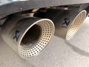 VW Golf 2.0 TSI 333 PS 4MOTION R *** AKRAPOVIC ABGAS ANLANGE ***