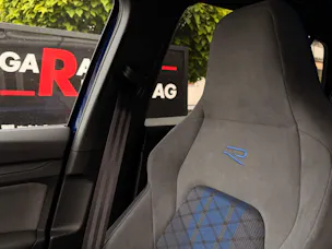 VW Golf 2.0 TSI 333 PS 4MOTION R *** AKRAPOVIC ABGAS ANLANGE ***