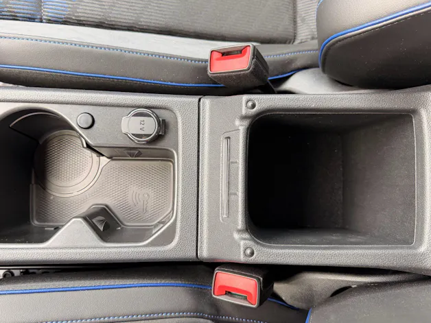 VW Golf 2.0 TSI 333 PS 4MOTION R *** AKRAPOVIC ABGAS ANLANGE ***