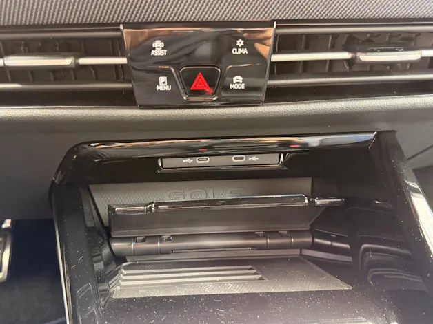 VW Golf 2.0 TSI 333 PS 4MOTION R *** AKRAPOVIC ABGAS ANLANGE ***