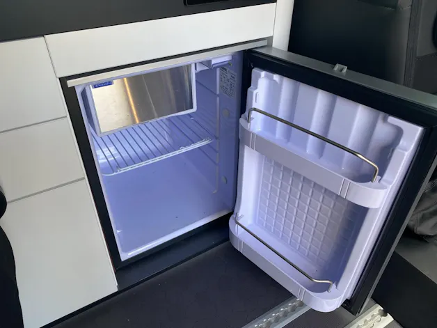 Renault Trafic Blue dCi 170 Spacenomad Iconic EDC