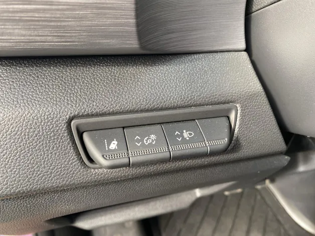 Renault Trafic Blue dCi 170 Spacenomad Iconic EDC