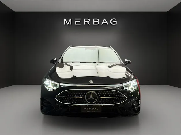 Mercedes-Benz CLA 220 4MATIC Shooting Brake