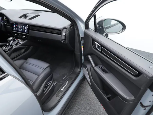 Porsche Cayenne Turbo GT