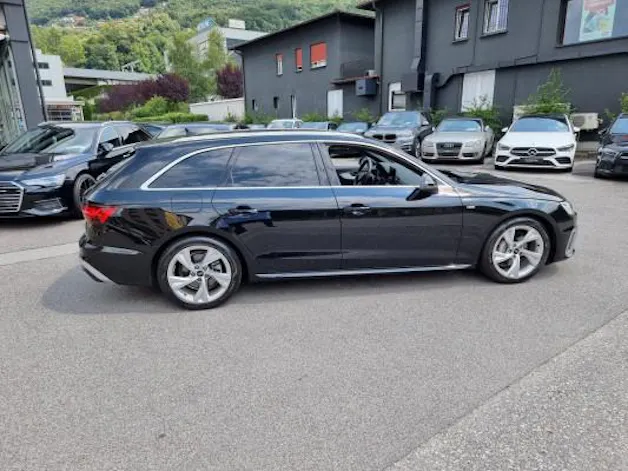 Audi A4 Avant 40 TDI S-line qu