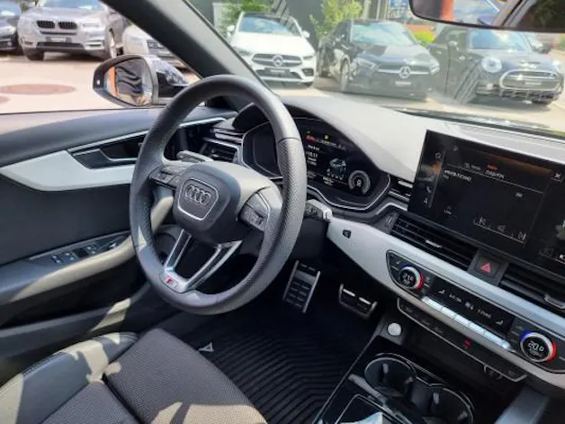 Audi A4 Avant 40 TDI S-line qu