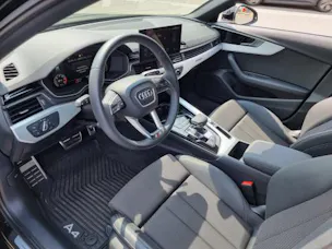 Audi A4 Avant 40 TDI S-line qu