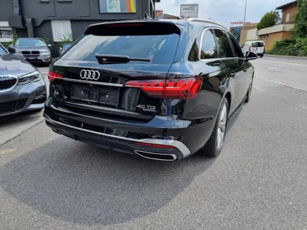 Audi A4 Avant 40 TDI S-line qu