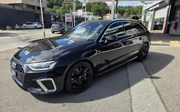 Audi A4 Avant 40 TDI S-line qu