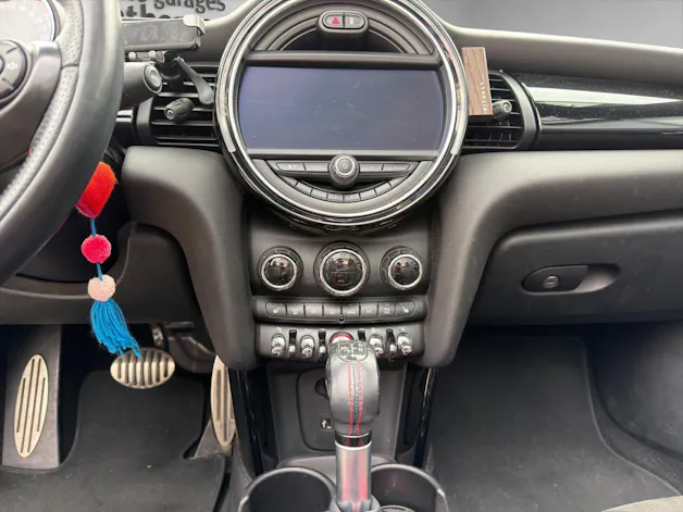 Mini Cooper John Cooper Works Cabriolet Steptronic