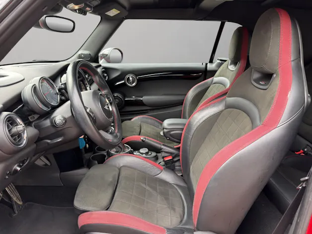 Mini Cooper John Cooper Works Cabriolet Steptronic
