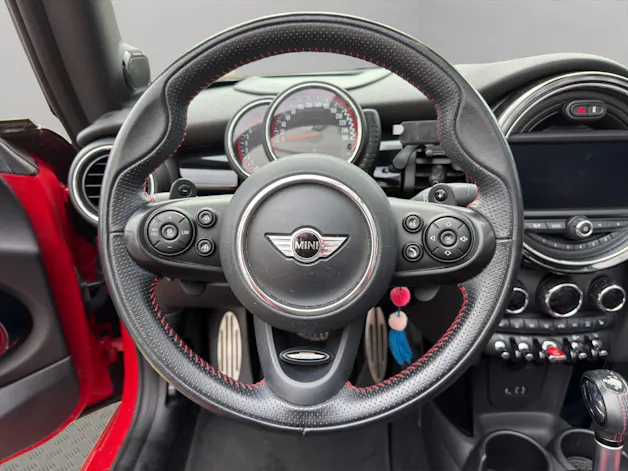 Mini Cooper John Cooper Works Cabriolet Steptronic