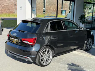 Audi A1 Sportback 1.4 TFSI Sport S-tronic