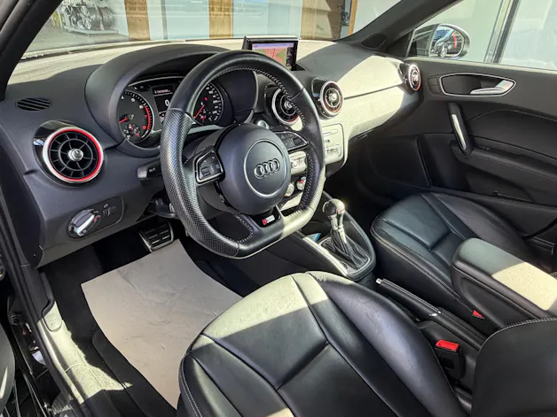 Audi A1 Sportback 1.4 TFSI Sport S-tronic