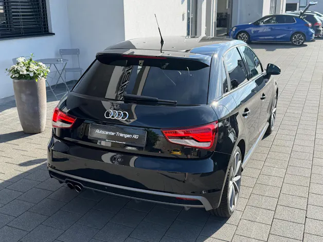 Audi A1 Sportback 1.4 TFSI Sport S-tronic