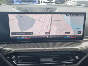 BMW 330e x DriveTouring Steptronic M Sport Pro