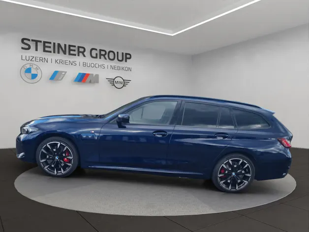 BMW 330e x DriveTouring Steptronic M Sport Pro