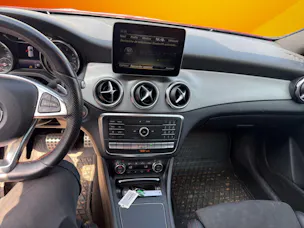 Mercedes-Benz GLA 250 AMG Line 4Matic 7G-DCT