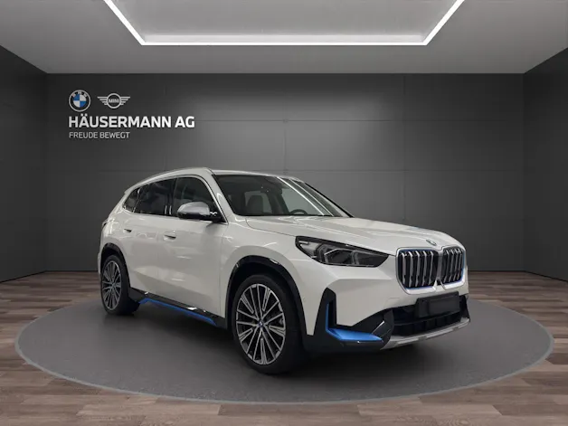 BMW iX1 30 xDrive XLINE