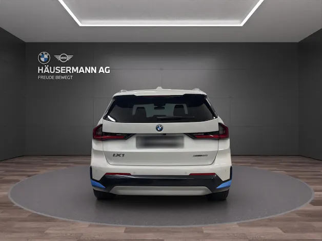 BMW iX1 30 xDrive XLINE
