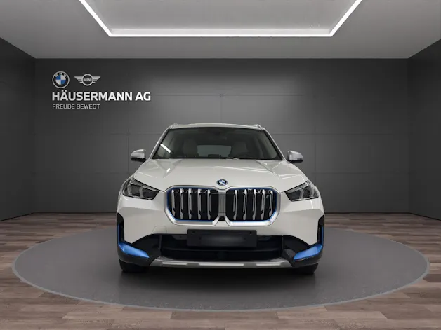 BMW iX1 30 xDrive XLINE