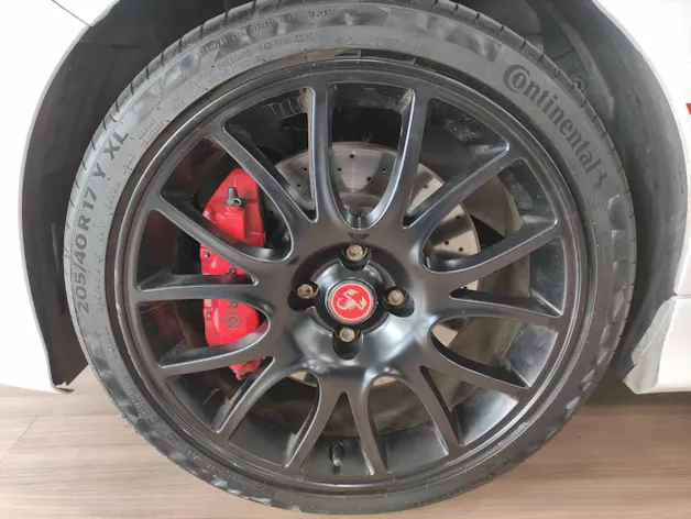 Fiat 595 Abarth 1.4 T-Jet 180 Competizione